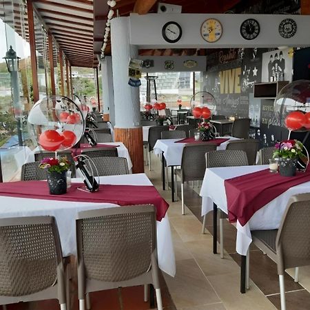 Hotel Guatatur Guatapé 外观 照片