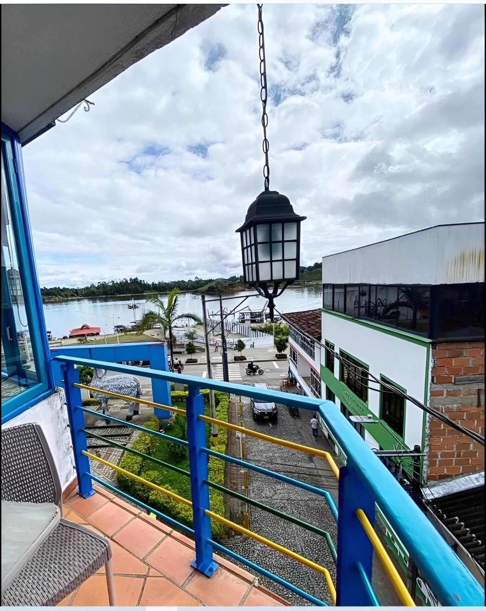 Hotel Guatatur Guatapé 外观 照片