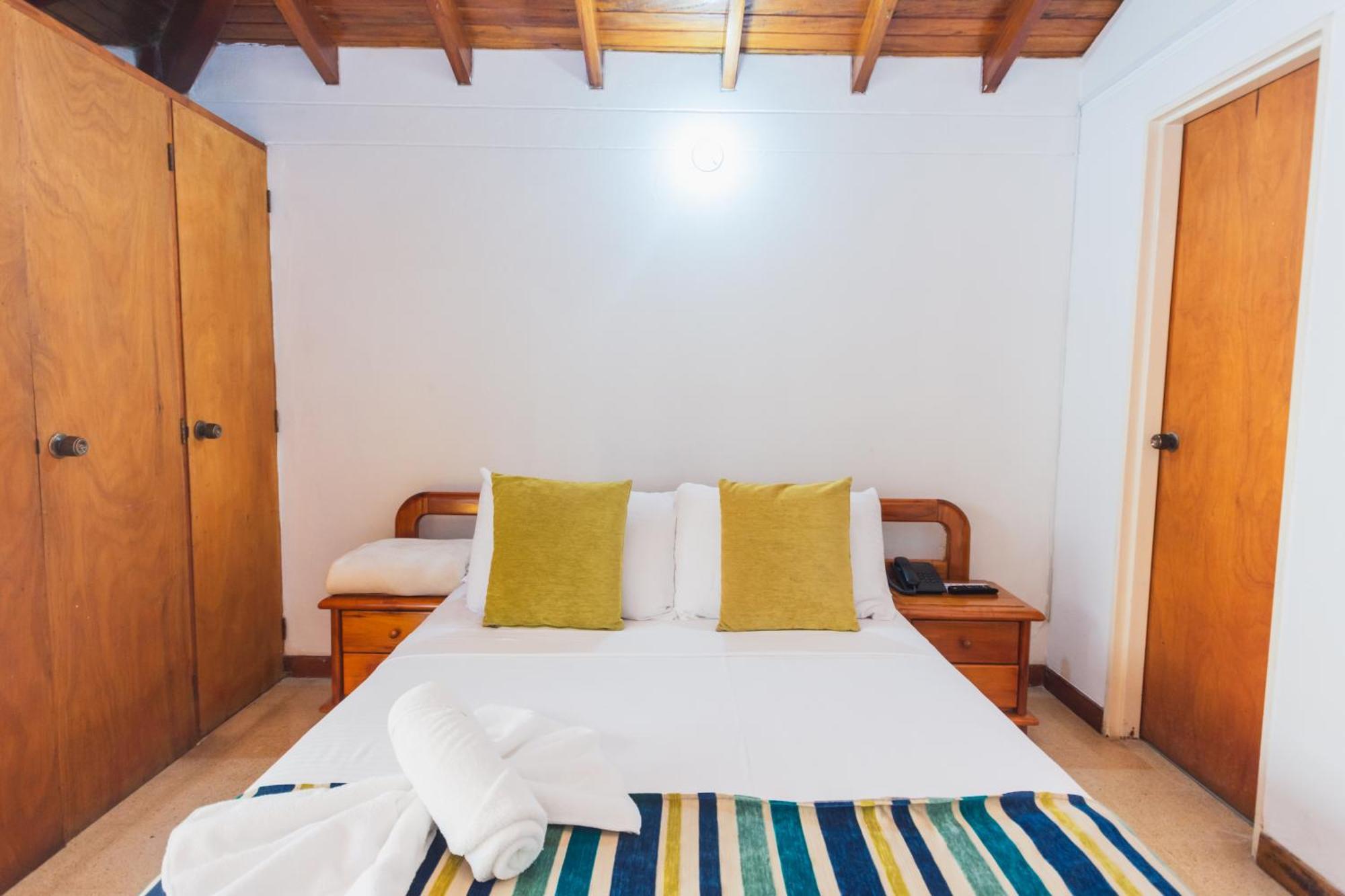 Hotel Guatatur Guatapé 外观 照片