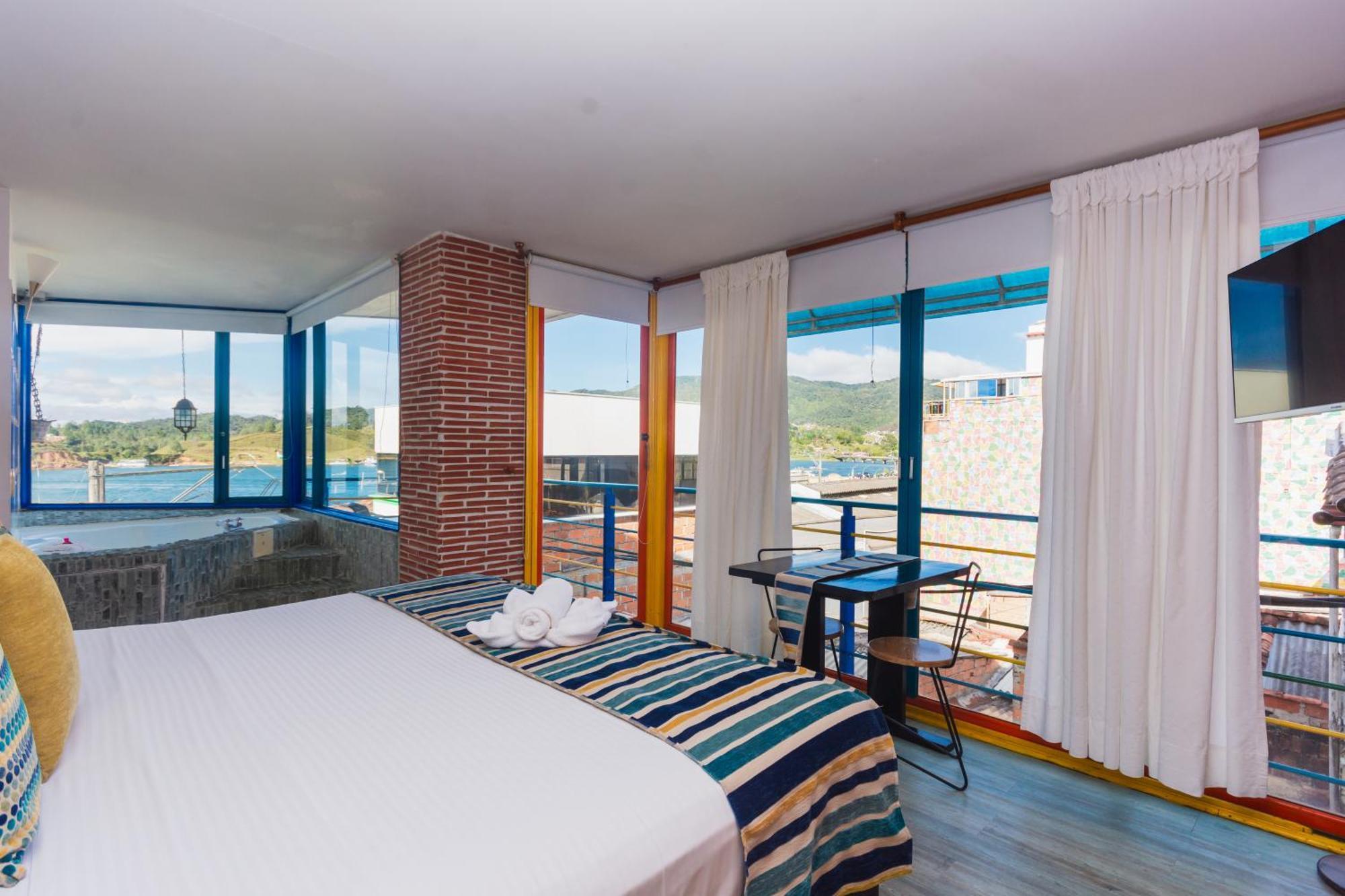 Hotel Guatatur Guatapé 外观 照片