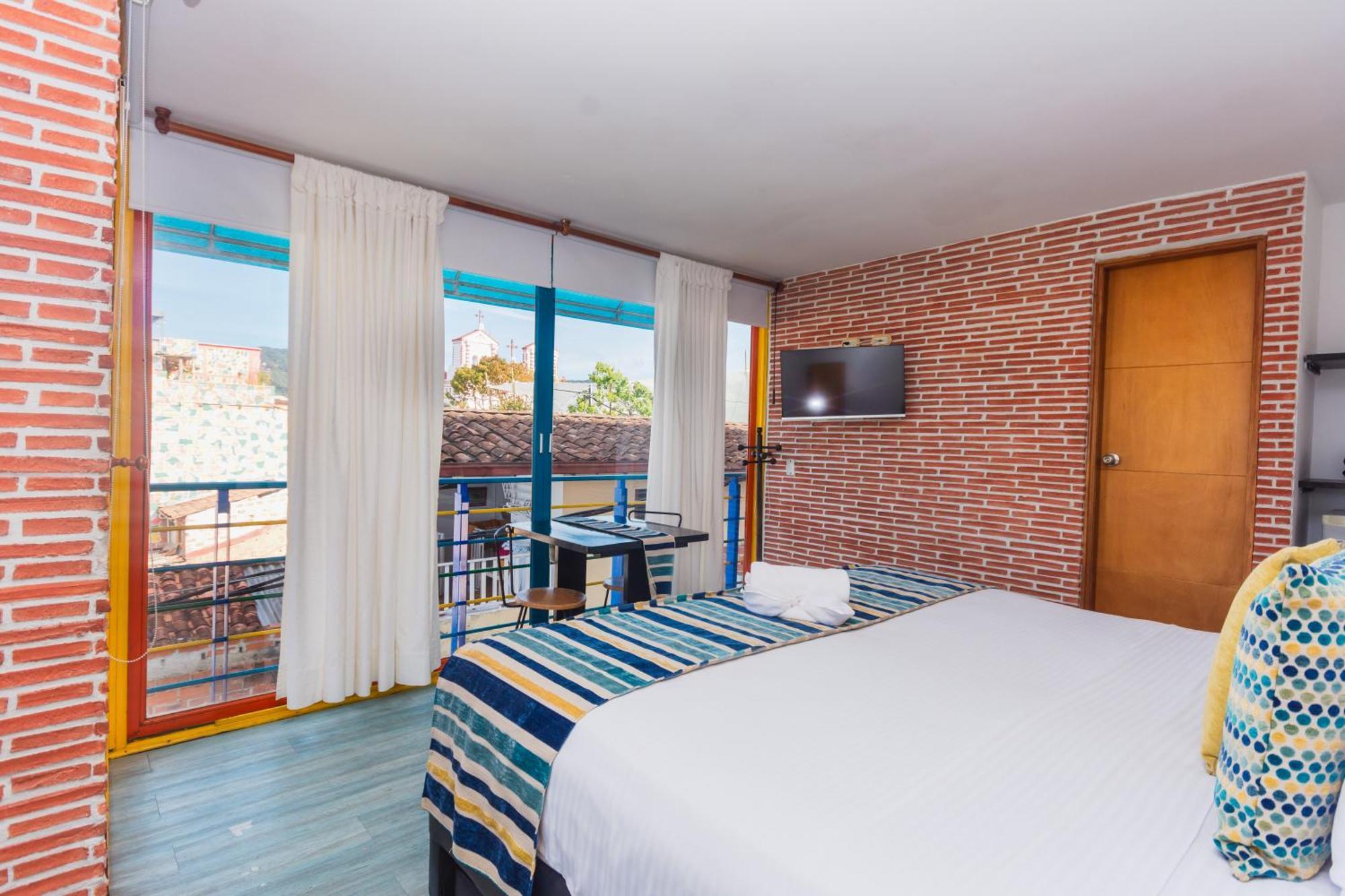 Hotel Guatatur Guatapé 外观 照片