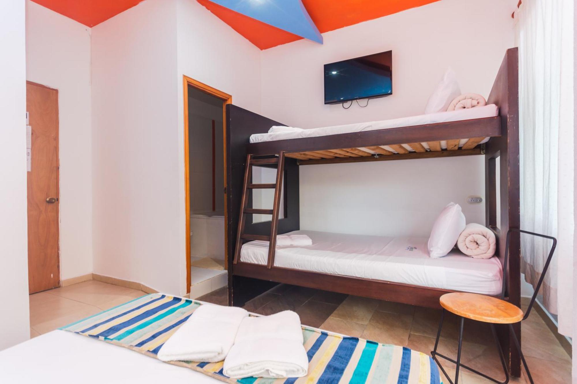 Hotel Guatatur Guatapé 外观 照片