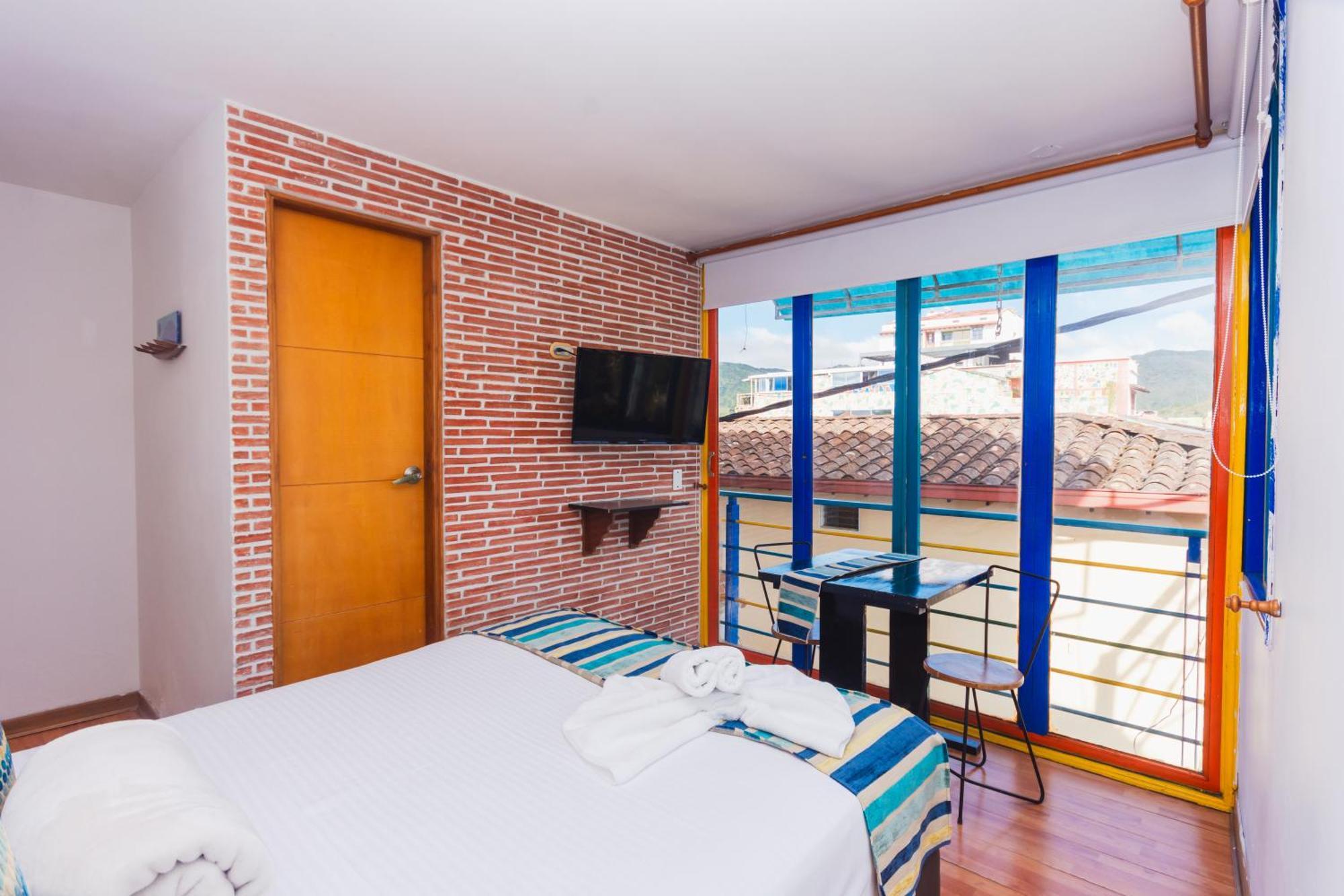 Hotel Guatatur Guatapé 外观 照片