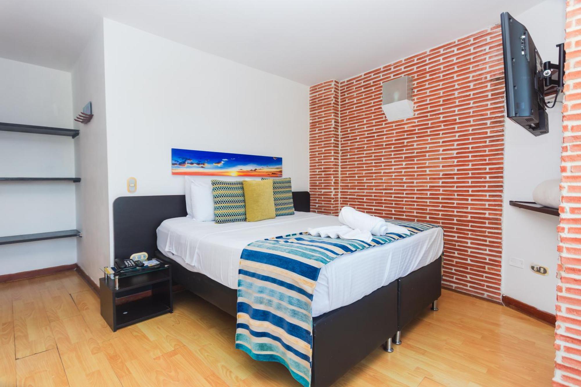 Hotel Guatatur Guatapé 外观 照片