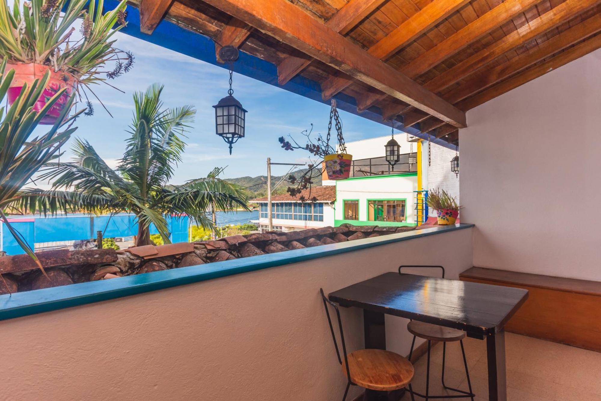 Hotel Guatatur Guatapé 外观 照片