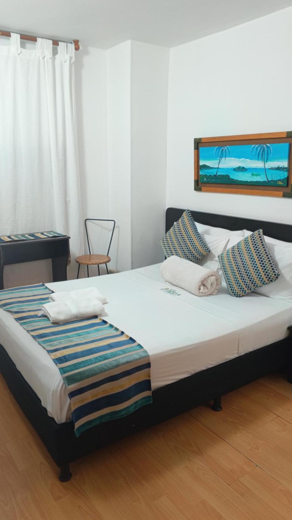 Hotel Guatatur Guatapé 外观 照片
